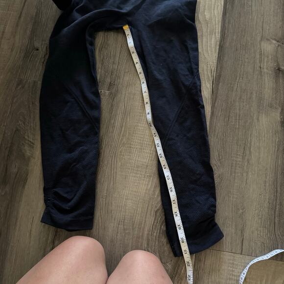 Lululemon Textured Seamless High-Rise Leggings Navy Blue Size 6 - Picture 7 of 7